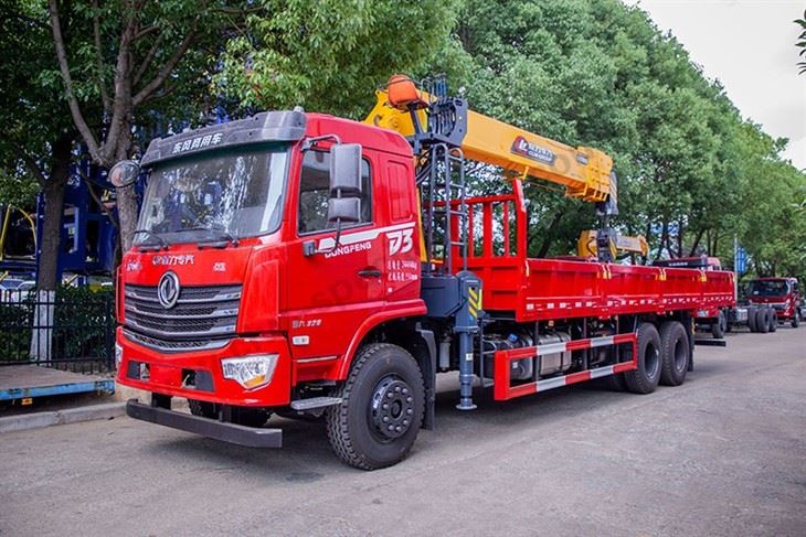 Dongfeng d 3 6 x4 chassi clw 12 toneladas de guindaste